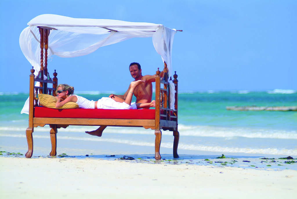 #02 BeachRomance