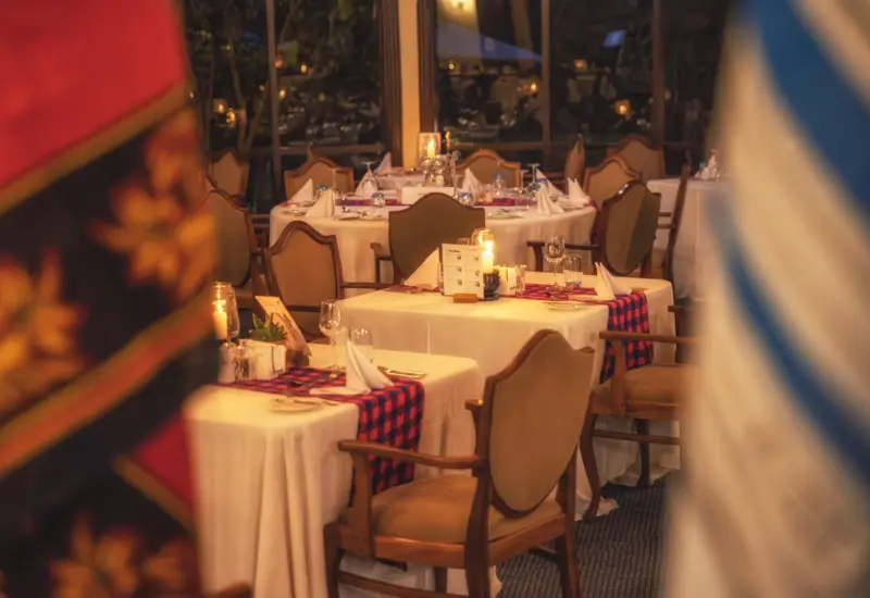 17518935374154_.swahilinightdinnersetup