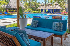 Breezes-Pool-Bar-Thumb2