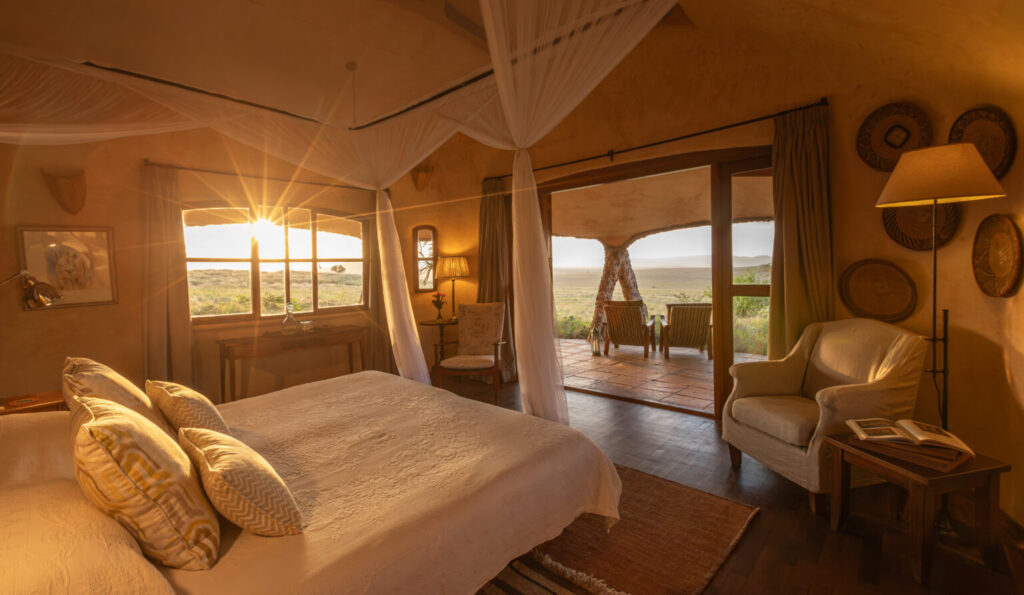 Bush-and-Beyond-Lewa-House-Earth-Pod-1536x893