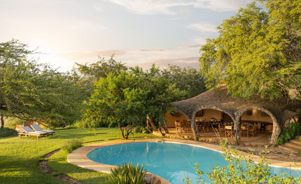 Bush-and-Beyond-Lewa-House-Main-Area-Pool-2-1536x940