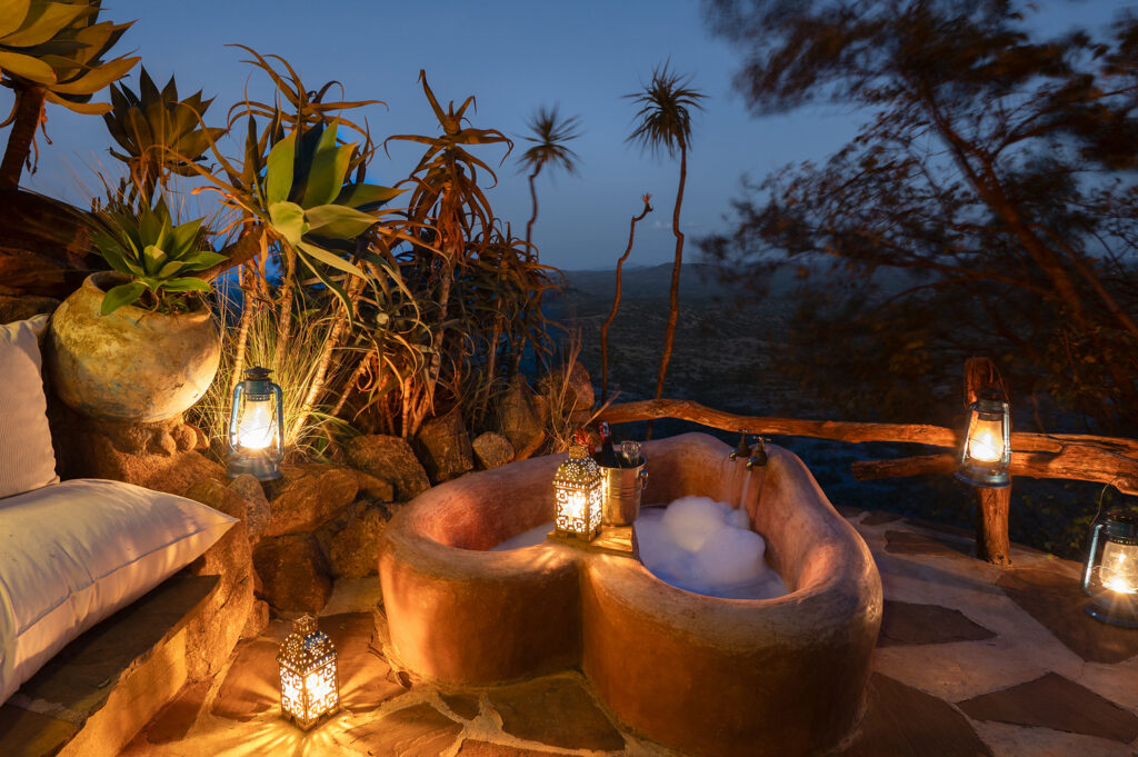 Bush-and-Beyond-Ol-Malo-Lodge-Rooms-Bath-2