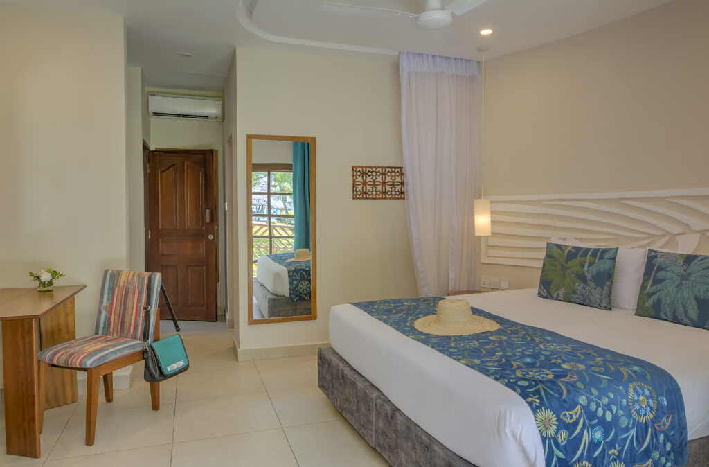Deluxe Garden Room Neptune Village