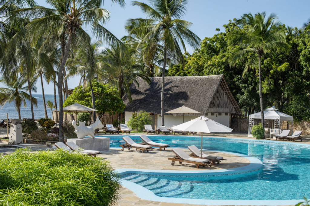 DiamondsMalindi_TerracePool