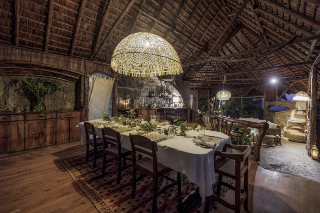 DinningTableMainHouse