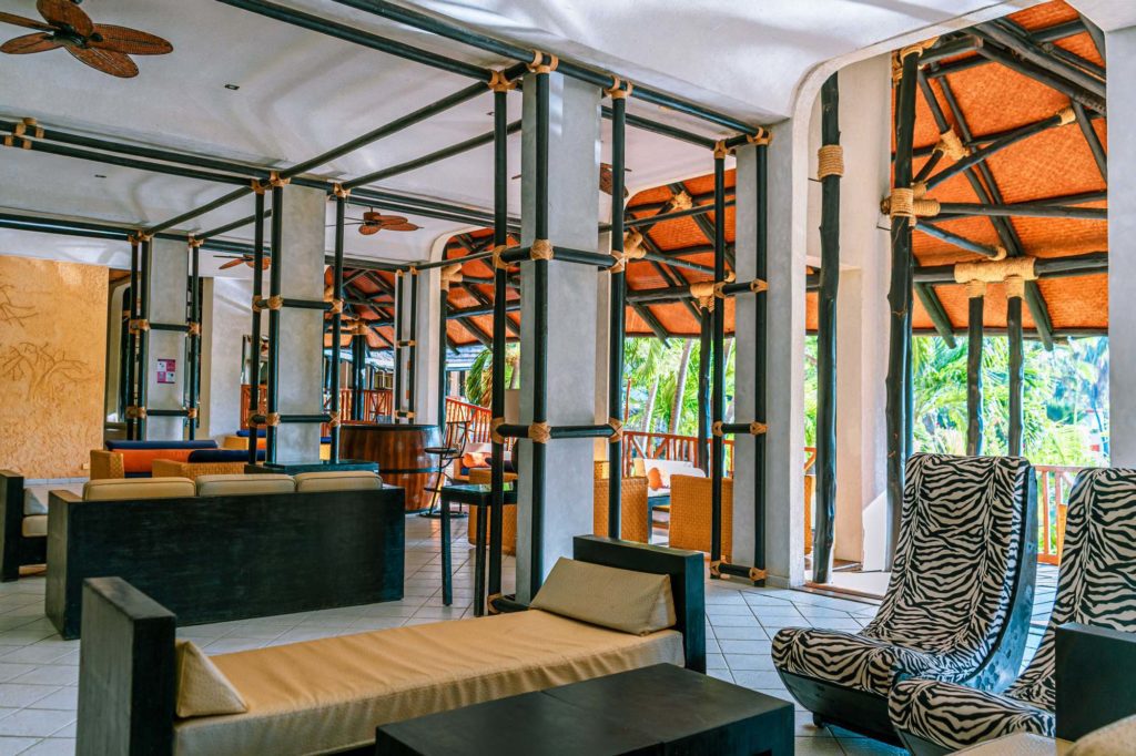 FIRST-IMAGE-ON-CAROUSEL-Zebra-Lounge-Diani-Reef-Beach-Resort-1024x682
