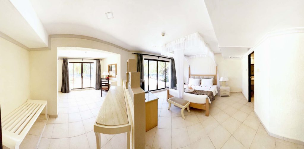 FIRST-_-COVER-IMAGE-ON-SUB-SECTION-FOR-PENTHOUSE-SUITE-DIANI-REEF-1024x504