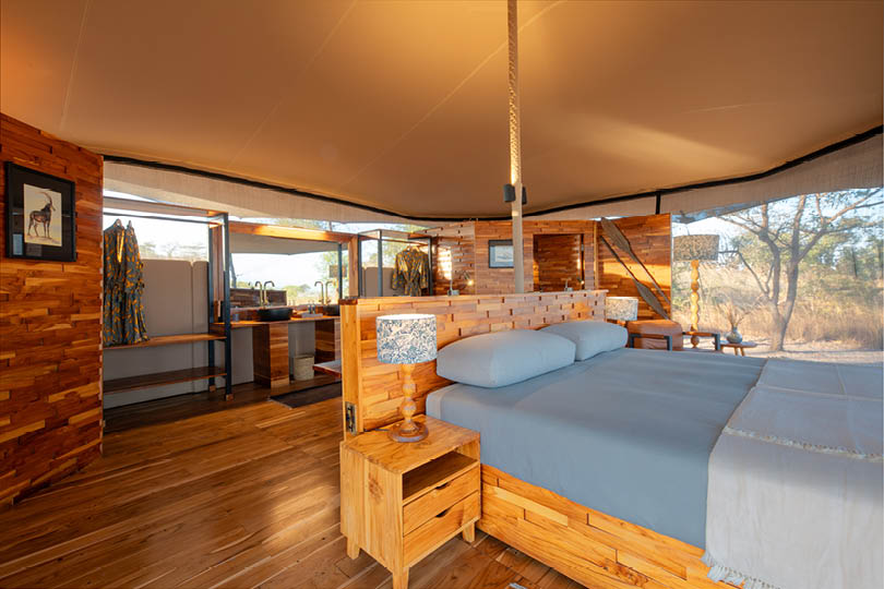 Guest-tent-interior-from-side-of-the-bed