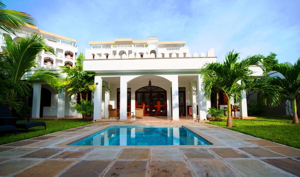 LANTANA BUNGALOW SUITE