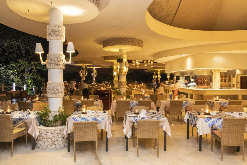 NEW Horizon Restaurant (3)