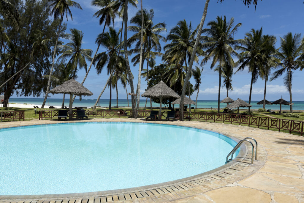 Neptune Paradise Pool & Ocean View 2