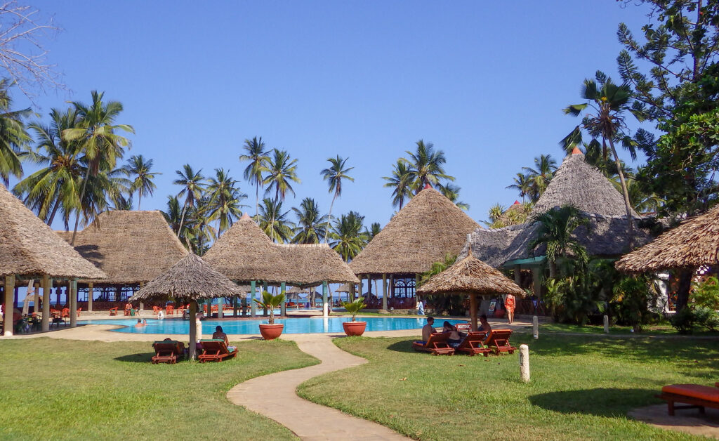 Neptune Paradise Swimming Pool And Garden View