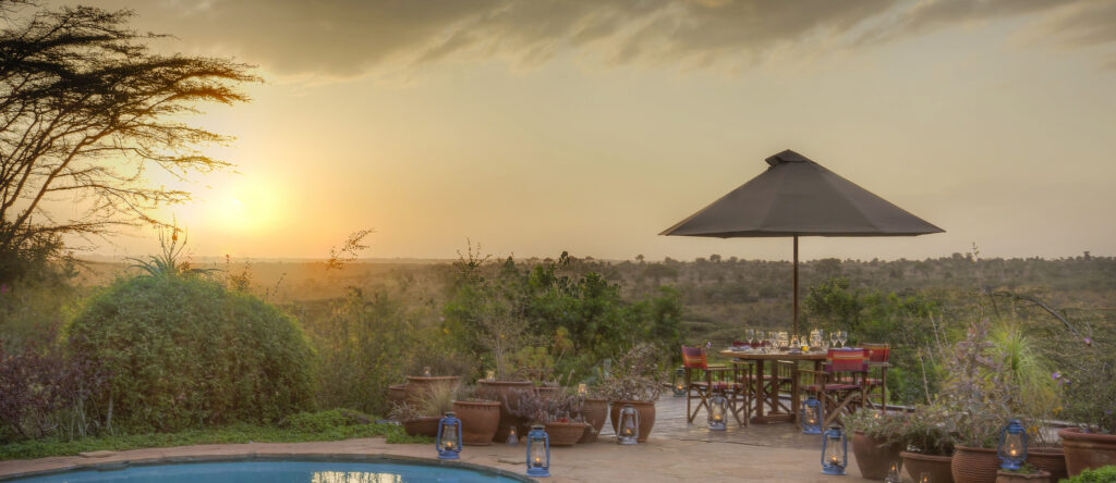 Ololo Lodge - Pool Deck Dining06