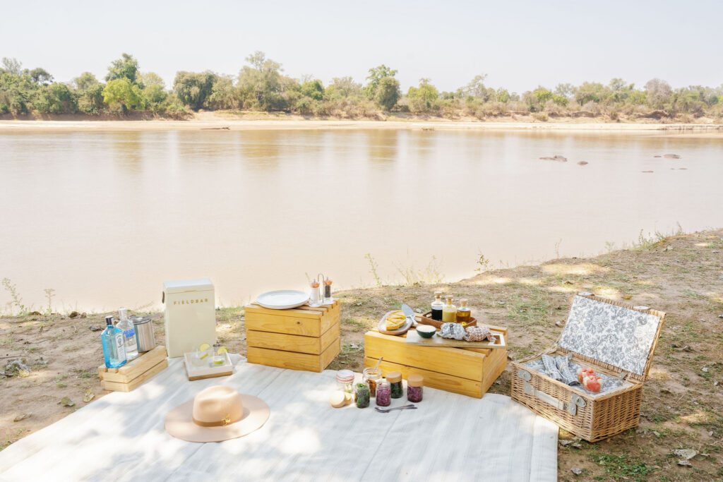 Picnic_Time_&_Tide_Mchenga_©_Oliver_Fly_Photography_2