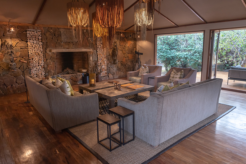 Sayari-Main-area-2-and-deck