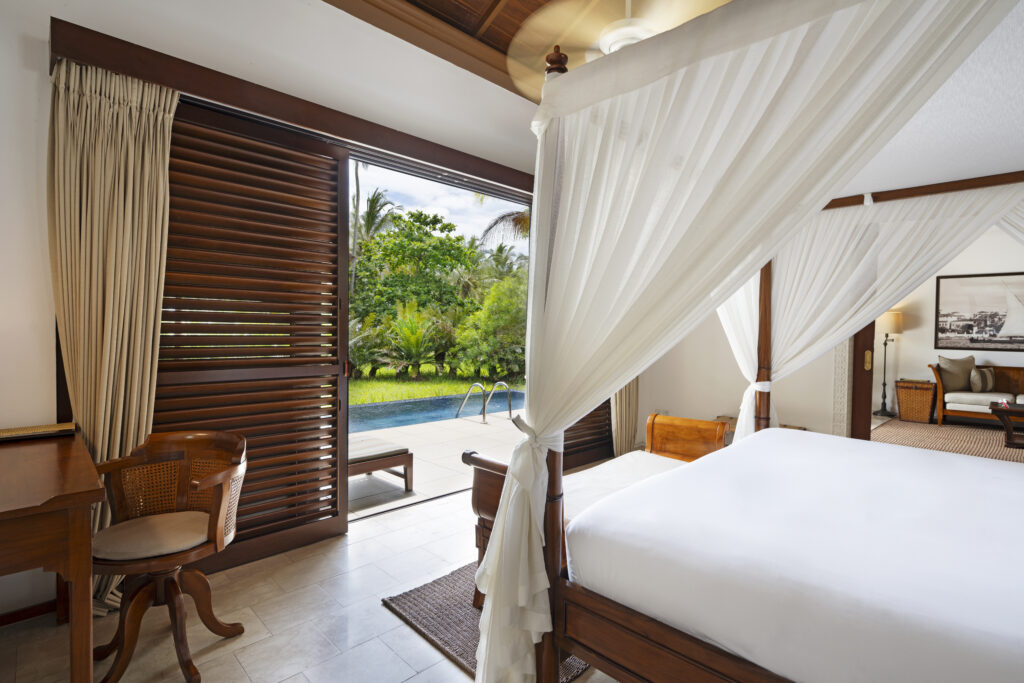 TRZ_Accommodation_Luxury_Garden_Pool_Villa_Exterior_17021