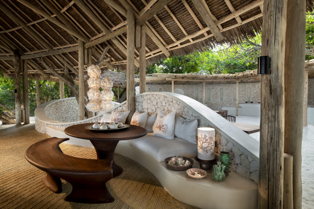Zanzibar-Mnemba-Island-guest-area _1_