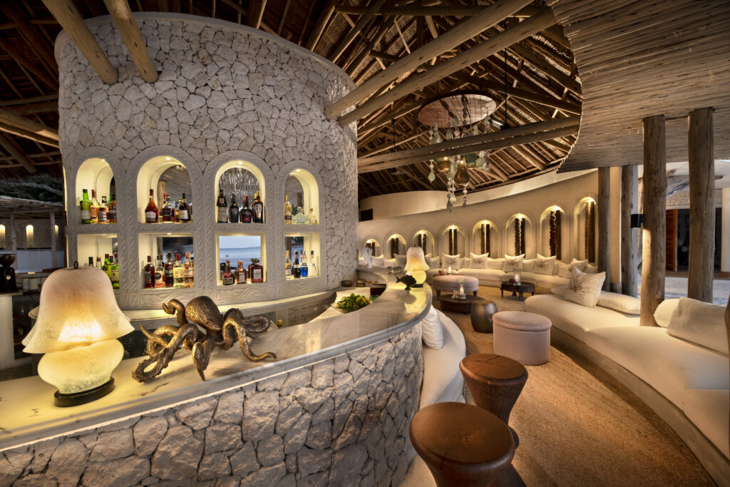 Zanzibar-Mnemba-Island-guest-area-bar _2_