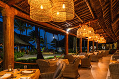 breezes-restaurant3-thumb