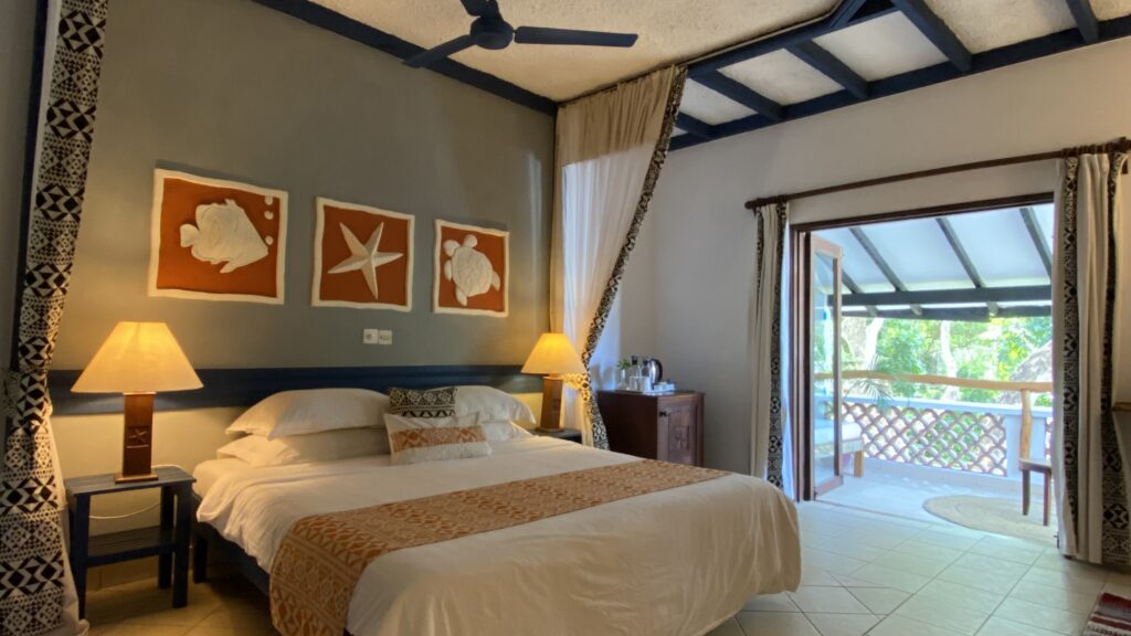 deluxe room bed - view 1