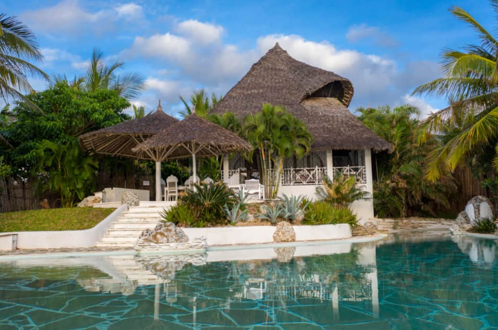 imgi_12_msambweni-beach-resort-1_orig-1