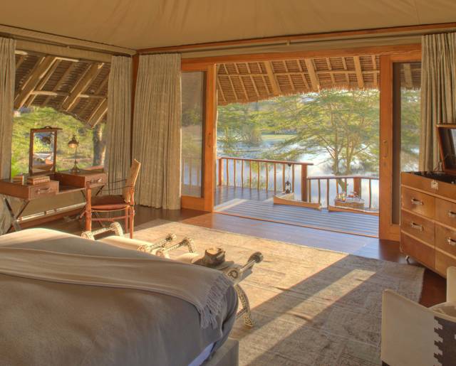 luxury-tented-suite