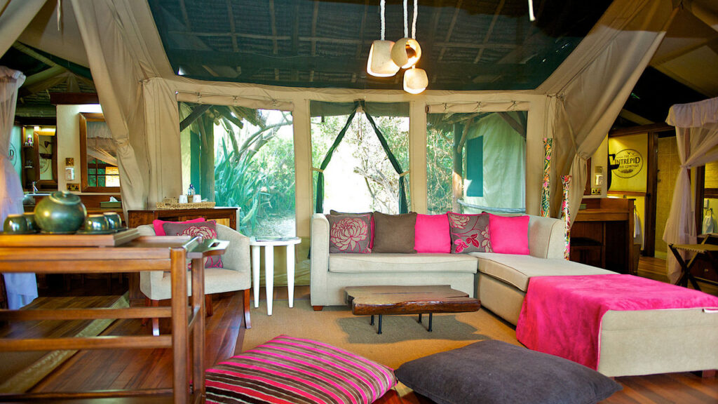 samburu-intrepids-galleryfamily-tent5