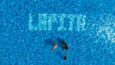 ak-dxbak-aerial-view-pool-36353_Wide-Hor